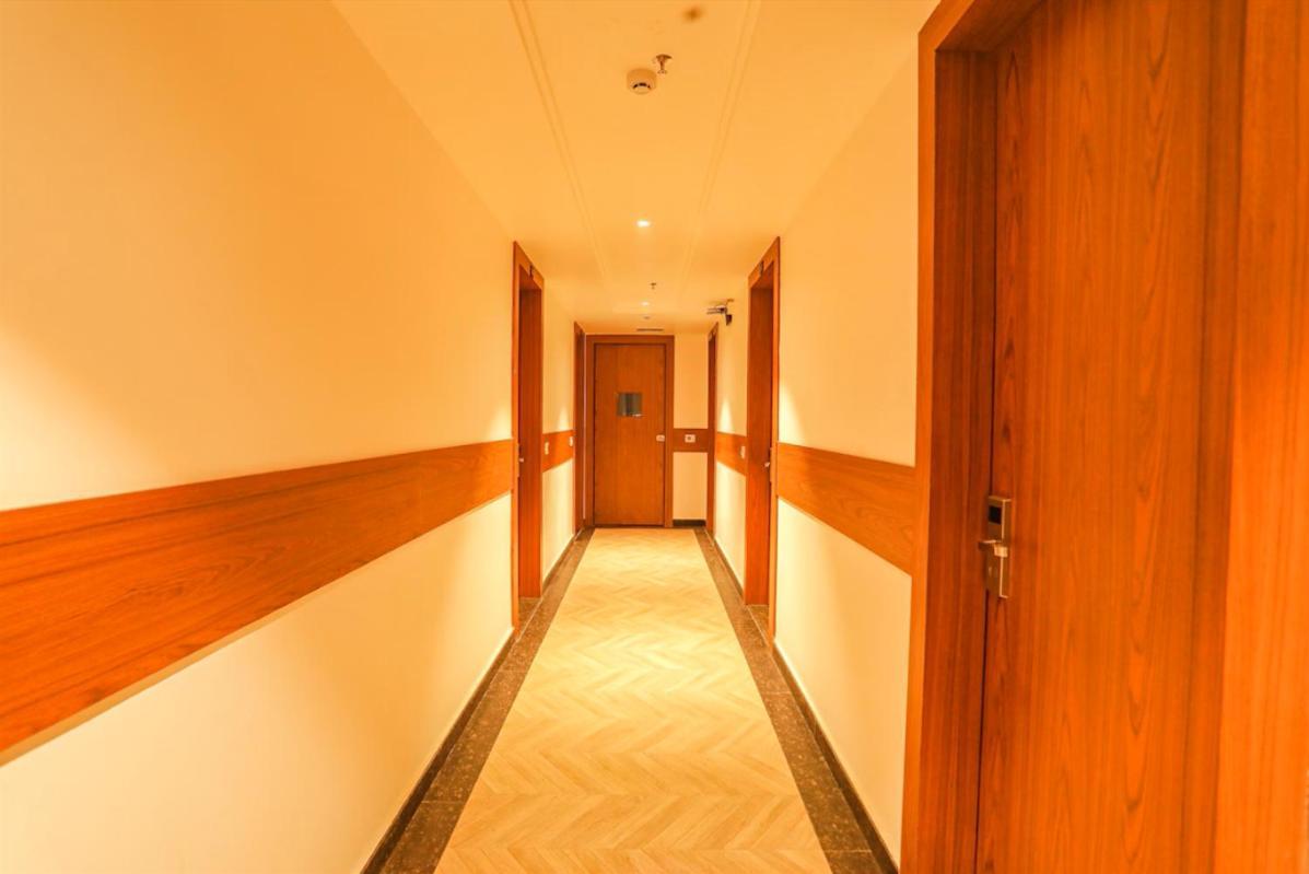 Hotel Swarn Bhoomi Kanpur Exterior photo